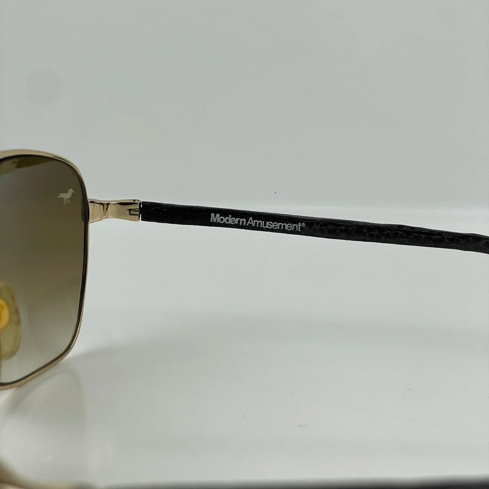 Modern Amusement Aviator Sunglasses Gradient 7s Gold/Brown Leather Y2K 59-14-130